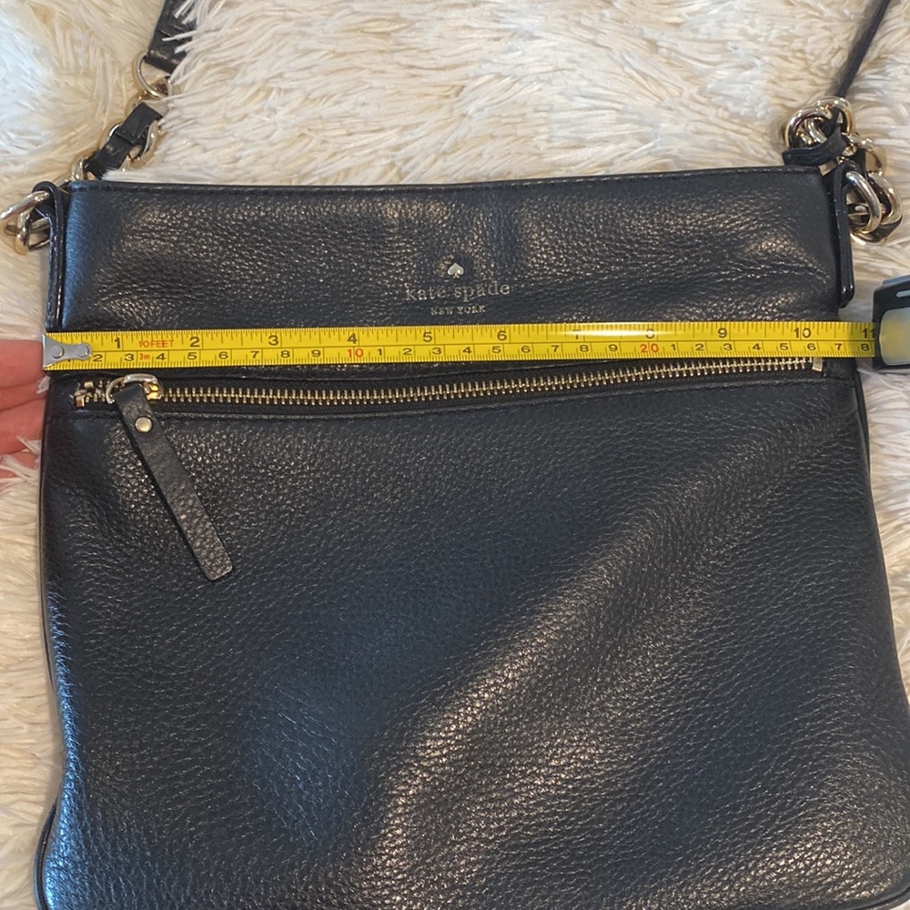 Kate Spade ♠️ black pebbled leather black cross body with gold hardware - Picture 10 of 12
